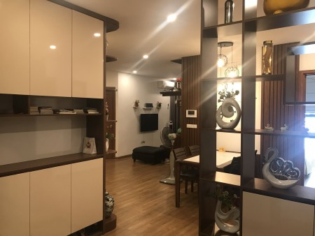 Gấp bán căn 3 ngủ 95m2 tại CT8 Mỹ Đình giá 3.4 tỷ, đầy đủ nội thất.