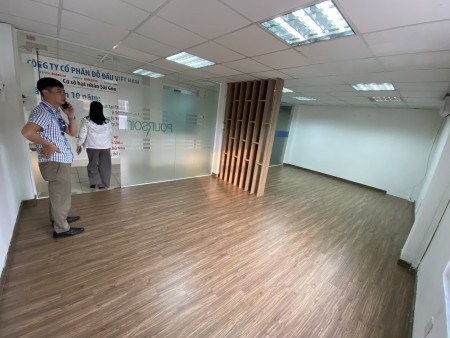 Văn phòng 30m2 45m2, 90m2. Quận 3 Đường Võ Văn Tần