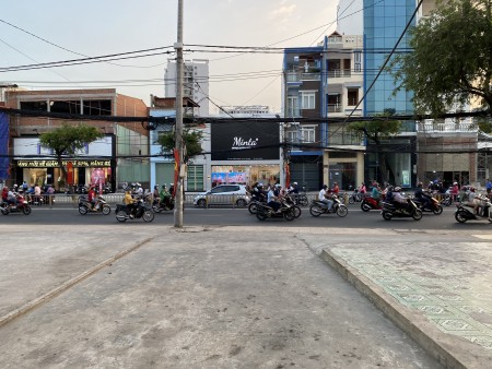 Đi đến slide 4