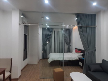 Hoàng Hoa Thám, Homestay, 10 phòng, 90m2, ô tô, 100tr/tháng, giá 12 tỷ 5. LH 0975823216