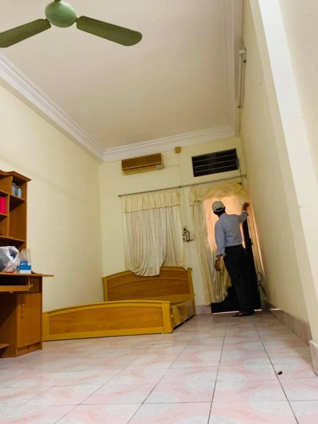 VỊ TRÍ ĐẸP KINH DOANH -–Phố Chợ Khâm Thiên, 32m2 *4T, ngõ thông, rộng, giá 2,95 tỷ.