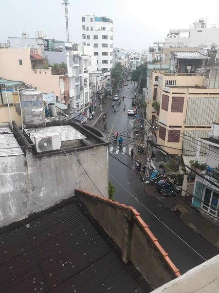 Cần bán nhà mặt tiền Hồ Biểu Chánh gần Huỳnh Văn Bánh, phường 11, Quận Phú Nhuận.