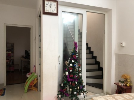 Nhà bán Quận Phú nhuận Chính chủ , dt : 46m2