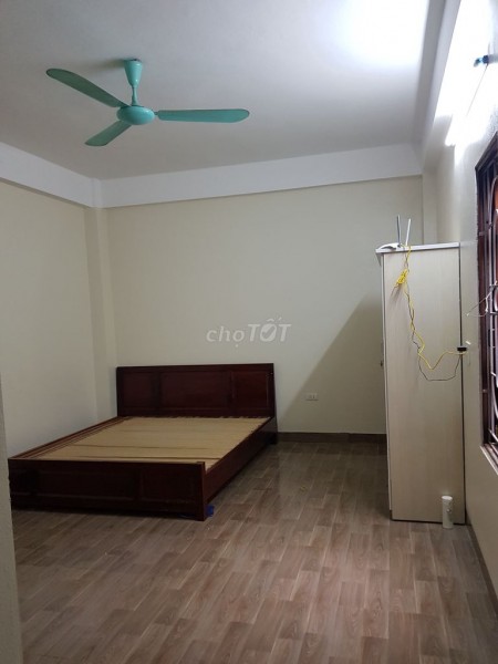 Cho thuê phòng có thang máy tại 91 Cầu Diễn, Phường Phúc Diễn, Quận Bắc Từ Liêm, Hà Nội