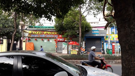 Mặt bằng kinh doanh 420 m2, quận 9 mặt tiền