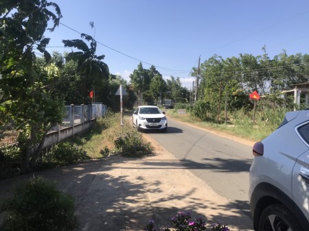 Đất đẹp Giá 2,9tr m2, Gần chợ, gần trường học, đường xe ô tô ở Long Thành