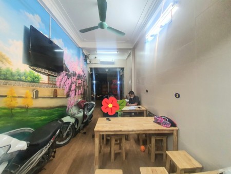 Bán nhà mặt phố, Vũ Hữu, Thanh xuân, hiếm, kinh doanh đa dạng. Giá chỉ 5 tỷ