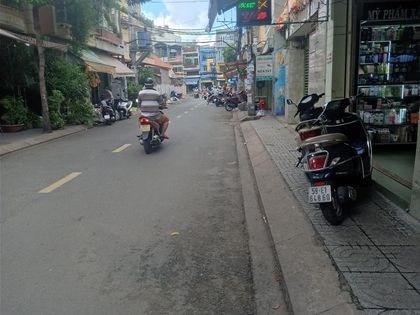 Gò Vấp Mặt Tiền Giá Hẻm Ngang 5m Đang Cho Thuê 12 tr/tháng bán 4,380 tỷ