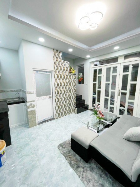Bán nhà đúc thật 2 PN hẻm 95 Lê Văn Lương P.Tân Kiểng Q7