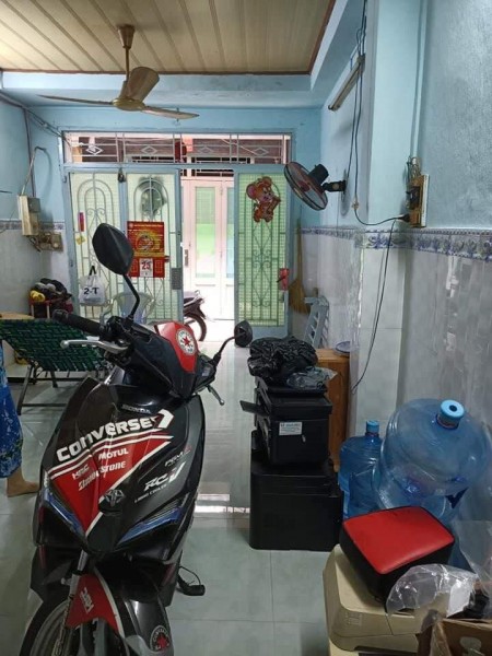 CẦN BÁN GẤP NHÀ TRUNG TÂM QUẬN 4 CHÍNH CHỦ