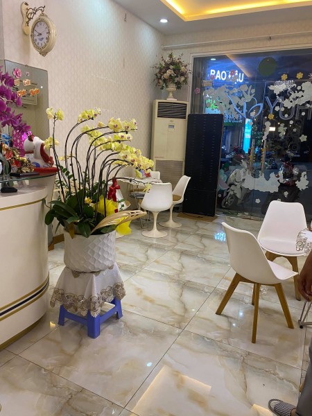 Mặt tiền đường Hoa Phan Xích Long Phú Nhuận 5 tầng 60m2