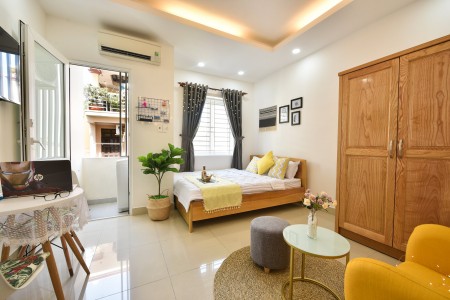 Cho thuê Căn hộ Quận 1 ban công 35m2 full đồ, bao hết.