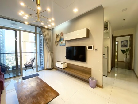 Căn hộ 2PN Vinhomes Central Park nội thất đẹp giá rẻ 16triệu 90m2