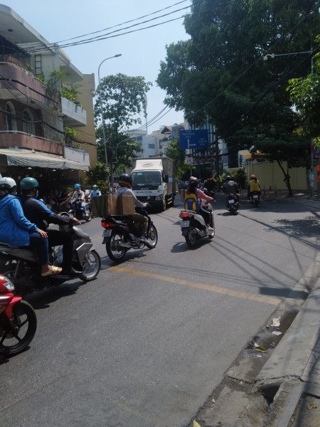 Bán nhà Mặt Tiền ( 4 x 18,5 ) 3 Tầng đường Phổ Quang, P9, Quận Tân Bình
