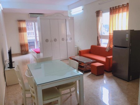 Bán nhanh nhà đẹp Phố Lạc Long Quân 5.45 tỷ, 50mx5T, Ôto cách 10m