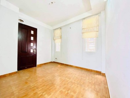 Bán Nhà Công Năng Đầy Đủ đường Phan Văn Trị Phường 11 Bình Thạnh.