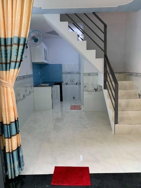 NHÀ Ở GIÁ RẺ 1 Trệt 1 Lầu 1 Lửng
