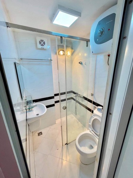 NHỈNH 3 TỈ CÓ NGAY SIÊU PHẨM CẦU GIẤY MÙA COVID NHÀ 2 MẶT THOÁNG OTO ĐỖ CỬA 5 TẦNG