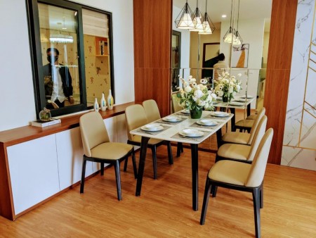 Bán nhà gấp Long Biên ô tô, kinh doanh nhà đẹp giá 2,6 tỷ. Diện tích trên 34m.