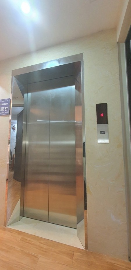 Bán nhanh siêu phẩm Hoàn Kiếm lô góc mặt phố 7 tầng thang máy KD 80m2 giá 13tỷ5