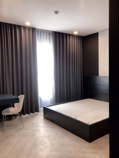 Căn hộ Sunrise city view cần bán giá tốt, lầu cao- căn góc