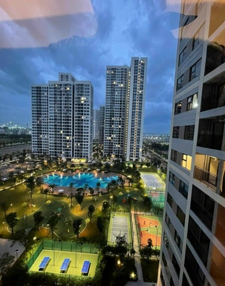 Bán đúng giá 1.22 tỷ căn Studio tại Vinhomes Grand Park Q9 đã bao gồm nội thất. Liên hệ 0363583647