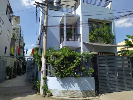 Bán nhà góc 2 mặt tiền hẻm quốc lộ 13 Hiệp Bình Phước quận Thủ Đức đường ô tô thông mọi hướng