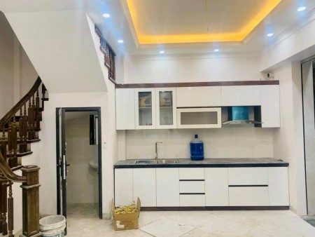Bán nhà Kim Mã Thượng, Ba Đình, DT 40m2x6 tầng. LH: 0846 282 986.
