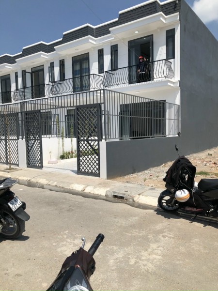 Cần tiền bán gấp nhà khi vực Bình Chánh