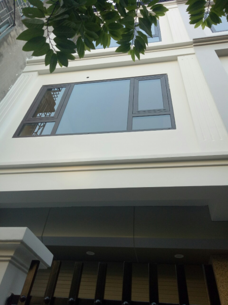 Tiêu đề: Nhà đẹp cần bán gấp, 2 mặt tiền, gần cầu Nhật Tân, 38m2, 5T, 4.8 tỷ