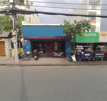 MB Đường Hồ Văn Huê, _ xe cộ đông đúc