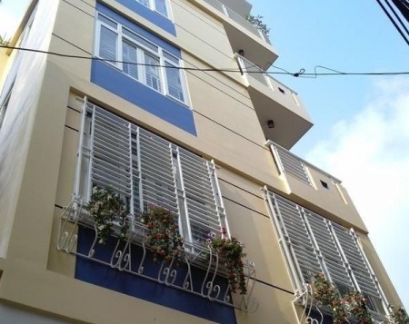 Nhà Cầu Giấy, Lô góc, Nội thất 5 sao, ở sướng, sống hưởng thụ, nhỉnh 4 tỷ