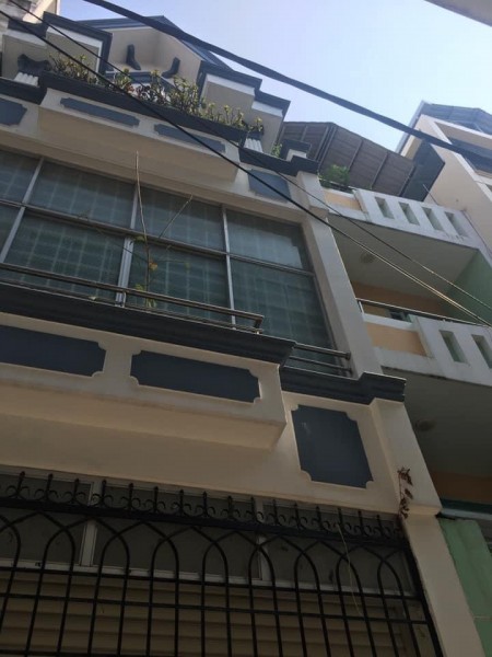 Bán nhà đẹp - hẻm xe hơi Đường Hưng Hóa, Quận Tân Bình.