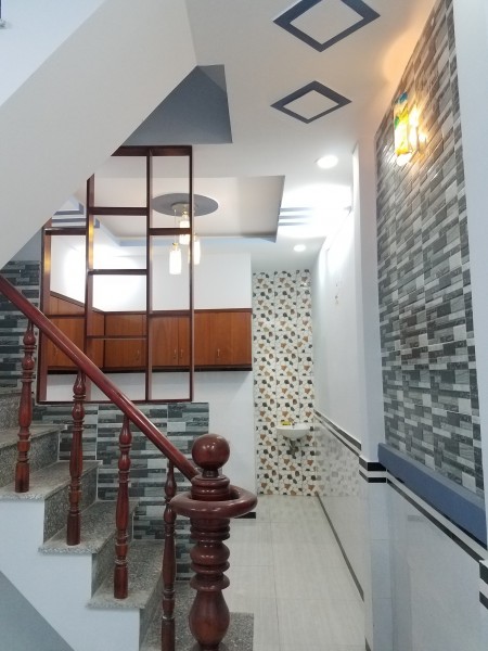 Bán nhà gấp khu vực quận 12 phường Hiệp Thành. Giá 1.65 tỷ