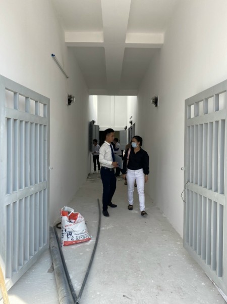 Em cần bán gấp nhà phố dãy trọ kinh doanh 2 mặt tiền trong khu công nghiệp hiện hữu, đối diện chợ