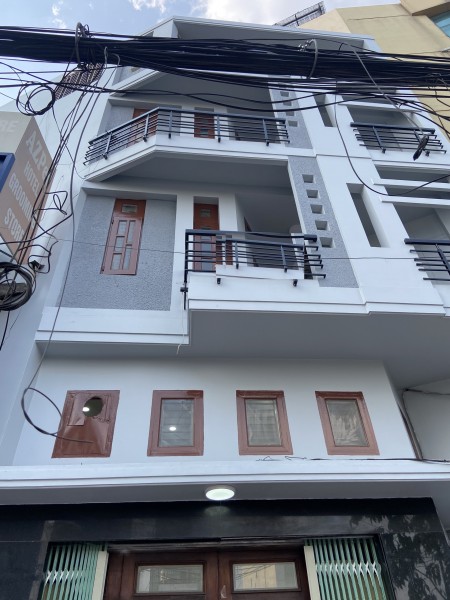 MT Nguyễn Hữu Cảnh 4x20m Lững 3Lầu 7Phòng hướng về Quận 1