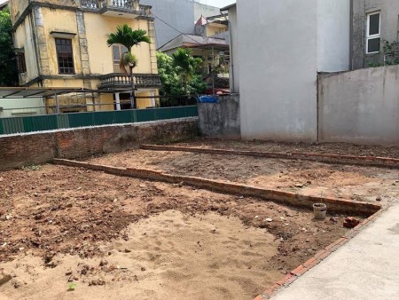 Cần bán 32,1m2 xóm 5 Đông Dư, giá siêu rẻ, vị trí đẹp.