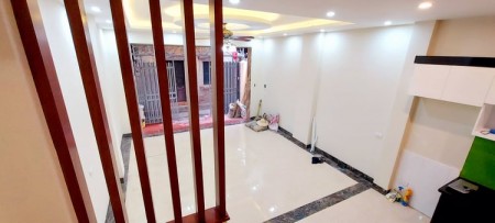 Phân lô Định Công Ô TÔ vào nhà, KD đỉnh 63 m2, MT= 4.3 m, 4.95 tỷ.