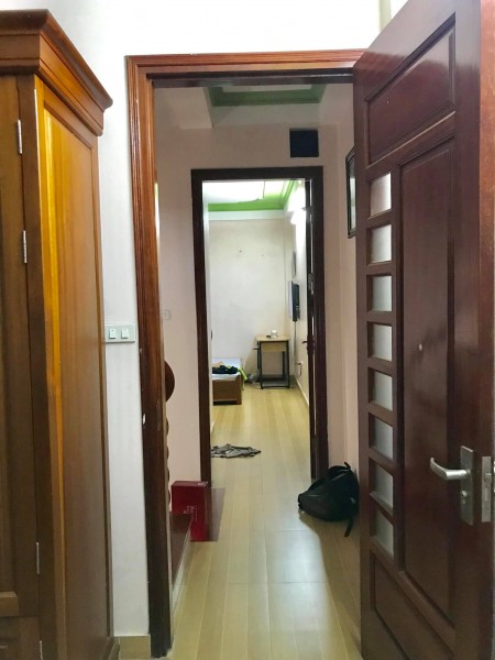 Bán nhà Hồ Tùng Mậu, ở ngay, ngõ thông, DT 36m2x6T, giá 3.55 tỷ. LH0968987854