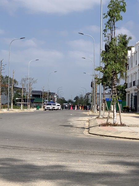 Đi đến slide 2