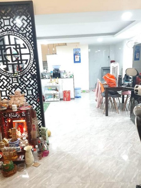 Bán nhà hẻm rộng Bùi Thế Mỹ,P.10,Quận Tân Bình, 4 tầng giá 5 tỷ 6(TL