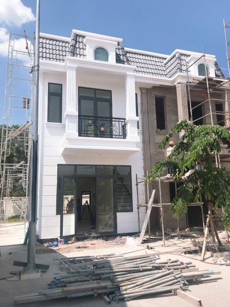 Bán căn nhà ở tân phước khánh 1tret 1lau