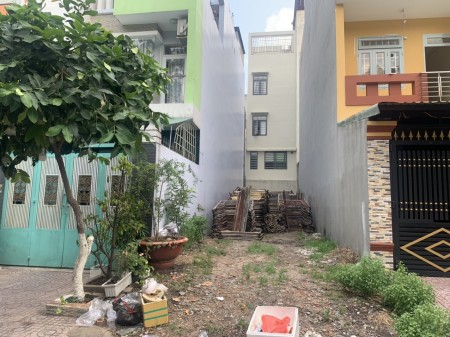 Kẹt vốn chính chủ gửi bán nền đất 2 mặt tiền ở ấp 5 xã Phạm Văn Hai, Bình Chánh, 15tr/m2