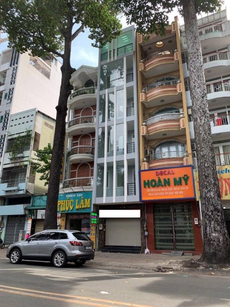 Nhà Mặt Tiền, Đường Nguyễn Văn Trỗi Vị trí sầm uất