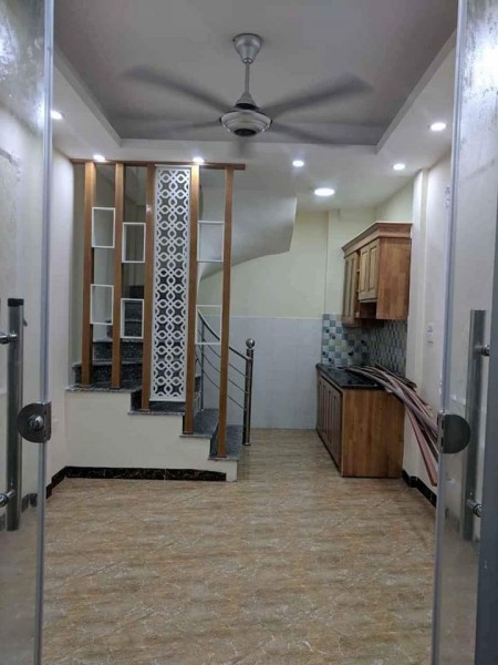 Quận trung tâm Đống Đa, nhà 3 tầng x 47m mặt tiền 5m cách mặt phố xã Đàn 30 bước chân