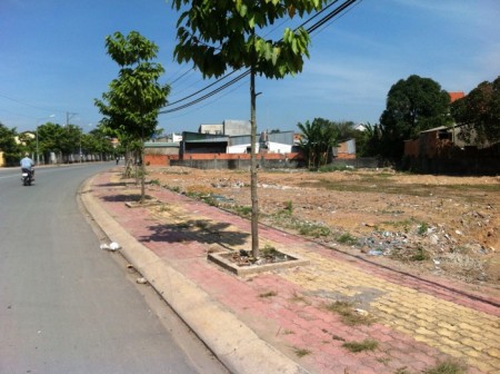 Bán đất cách P. Hắc Dịch 600m sổ cầm tay 5*18,5m full thổ cư 850 triệu