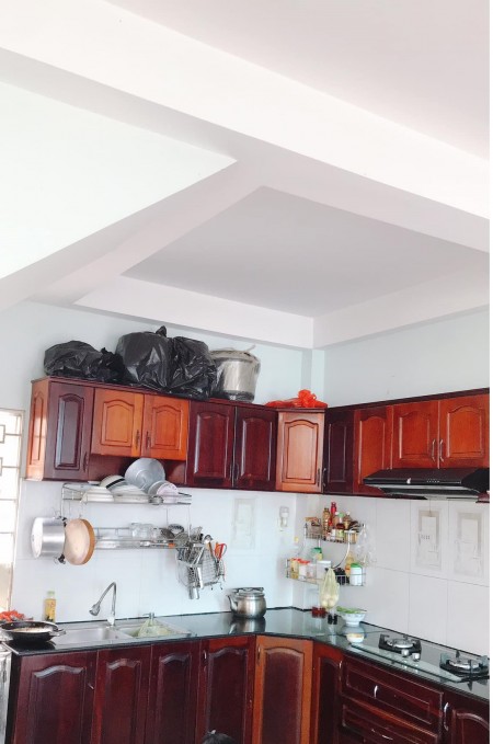 Bán nhà căn góc HXH vào nhà đường Hưng Hóa Quận Tân Bình Ngang 7m Lh 0935205660