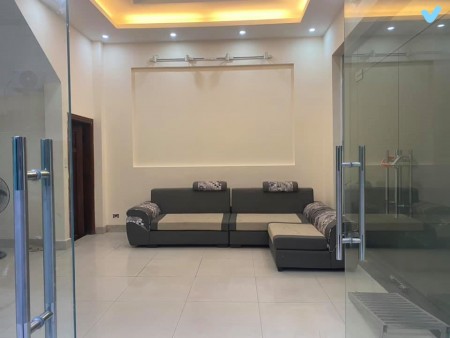 Nhà ngõ lớn phố Vương Thừa Vũ, lô góc, ô tô tránh, 40m2, 5 tầng, mt7M, 6.65 tỷ
