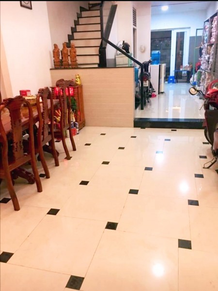 Chỉ có 3.79 TỶ Nhà mới DTSD 72m2, 3 tầng BTCT TÔ HIẾN THÀNH Q10