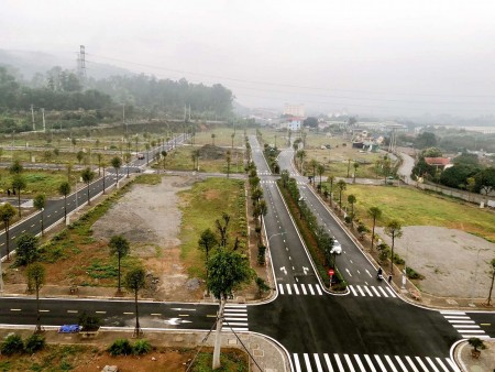 Đất nền Xuân Mai – Hòa Lạc, giá rẻ tụt quần, sổ đỏ lâu dài, không phải xây dựng. Đầu tư là thắng